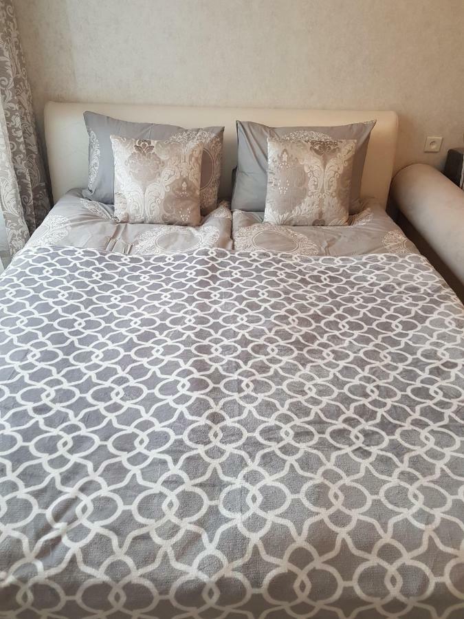 Íbúð 2 Bedroom Lux Riga